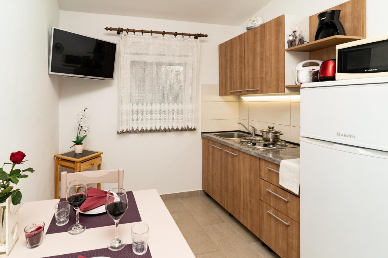 Holiday Home Kerniat Pula Zewnętrze zdjęcie