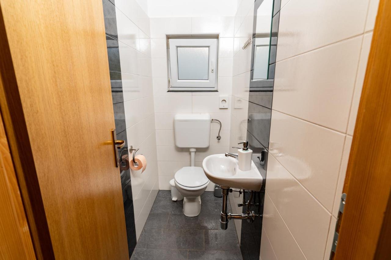 Holiday Home Kerniat Pula Zewnętrze zdjęcie