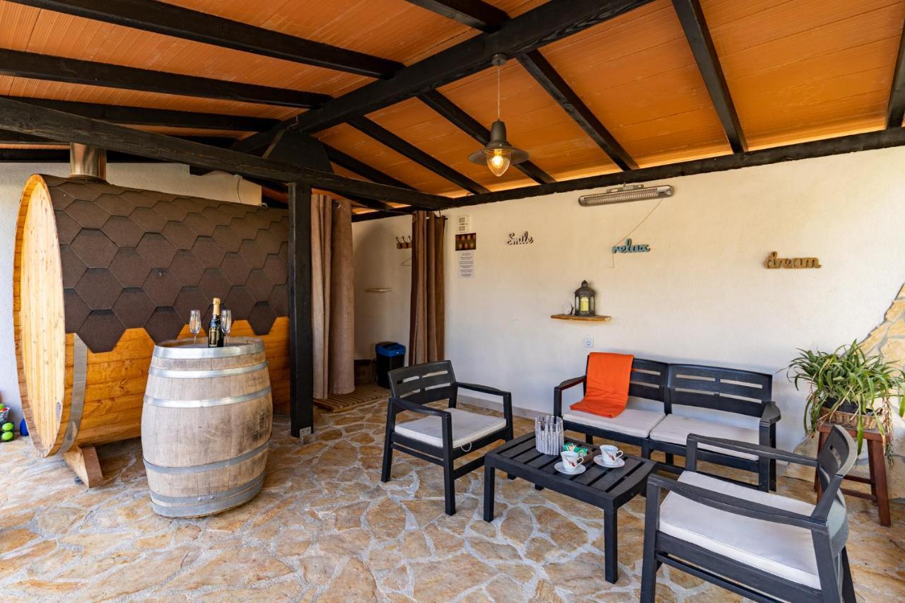 Holiday Home Kerniat Pula Zewnętrze zdjęcie