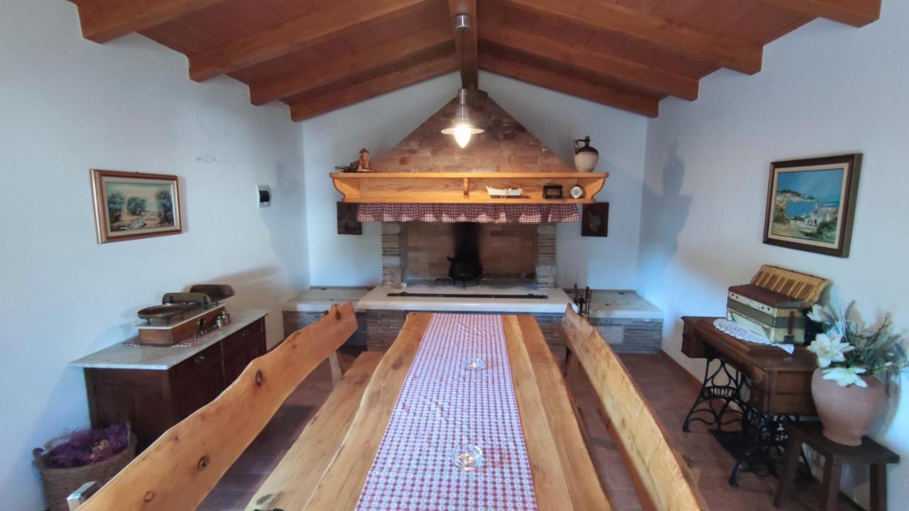 Holiday Home Kerniat Pula Zewnętrze zdjęcie